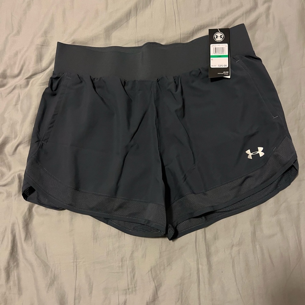 Under Armour Women’s Woven Training Shorts NWT Sz L